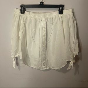 Off shoulder Button Up